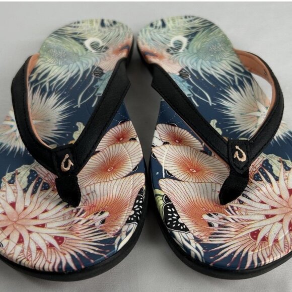 Olukai Ho'Opio Floral Flip Flops Thongs Sandals Womens Sz 7 Hawaiian Beach - Picture 3 of 5